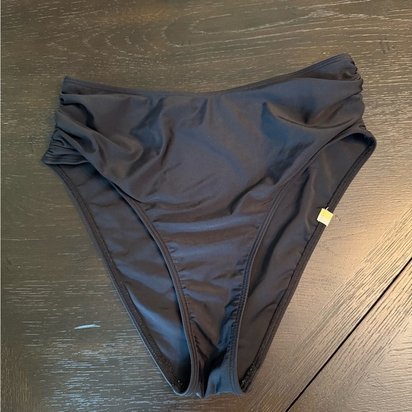 Summersalt The High Leg Bikini Bottom Womens black Mid Rise Swimming size 2 - Picture 2 of 5